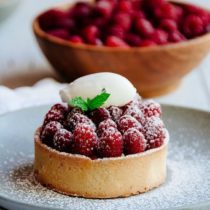 berry tart